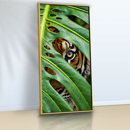 Quadro Sala Tigre na Folhagem