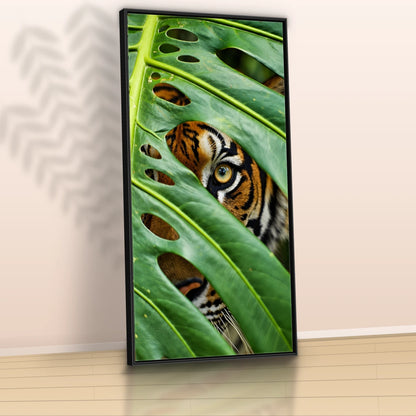 Quadro Sala Tigre na Folhagem