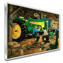 Quadro Lidando No Trator Na Oficina