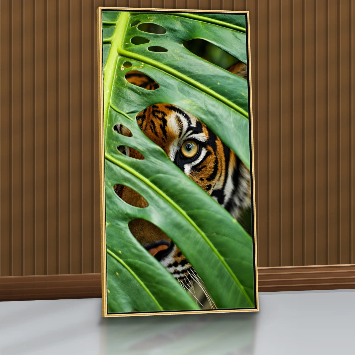 Quadro Sala Tigre na Folhagem