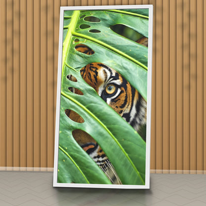 Quadro Sala Tigre na Folhagem